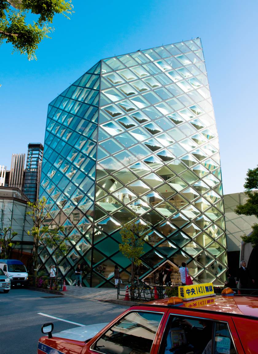 Prada Building / Herzog & de Meuron - Tokyo Omotesando