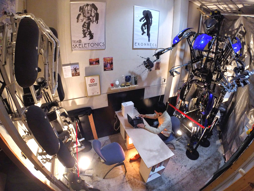 skeletonics robot japan technology